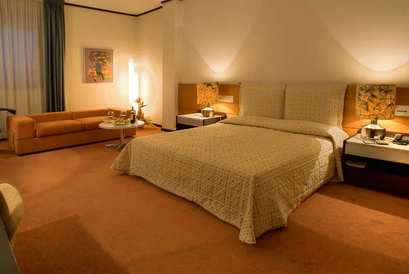 ****  Hotel President - Vestas Hotels&Resorts Lecce Italië
